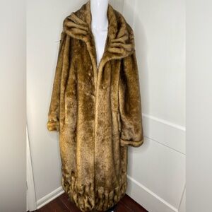Vintage Pamela McCoy Luxurious Faux Fur Coat in Rich Brown